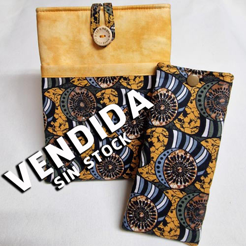 funda ebook y gafas africano